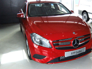 Mercedes_A_rosu