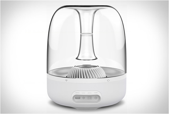 HARMAN KARDON AURA