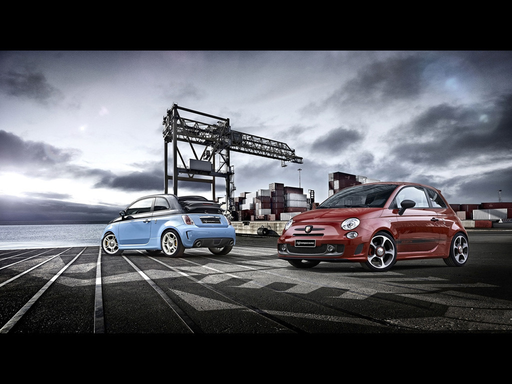2014-Abarth-595-Static-4-1024x768
