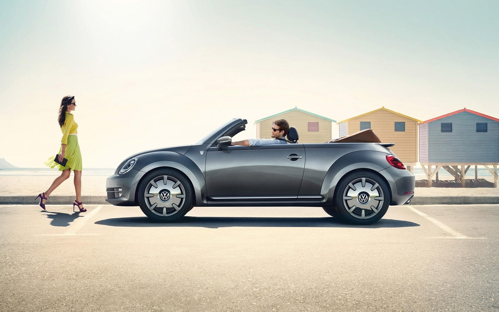 2014-Volkswagen-Beetle-Cabriolet-Karmann-Static-1-1680x1050
