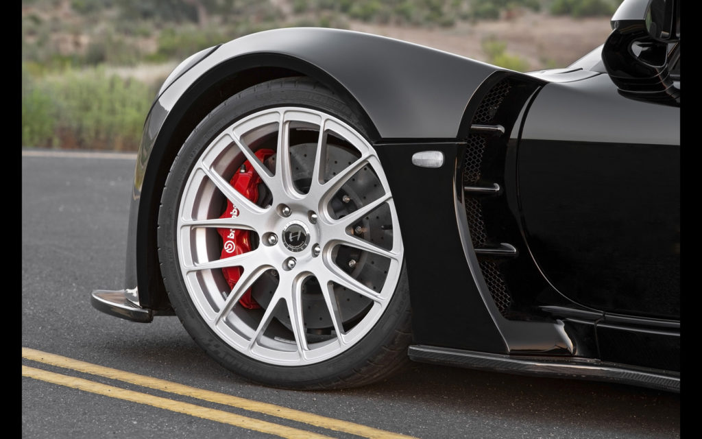 2013-Hennessey-Venom-GT-Spyder-Details-3-1680x1050