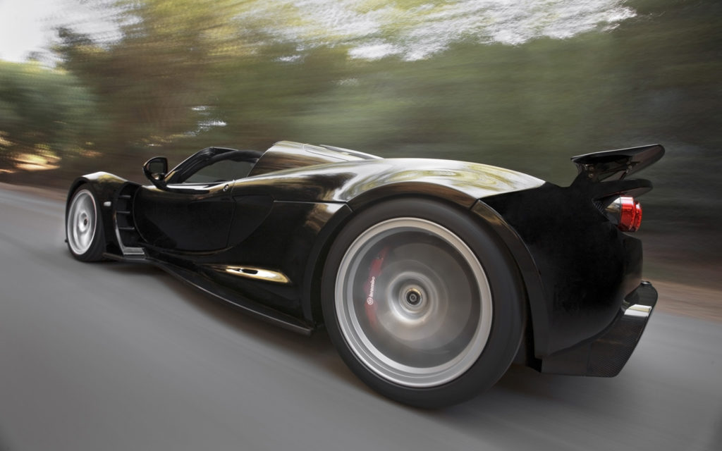 2013-Hennessey-Venom-GT-Spyder-Motion-2-1680x1050