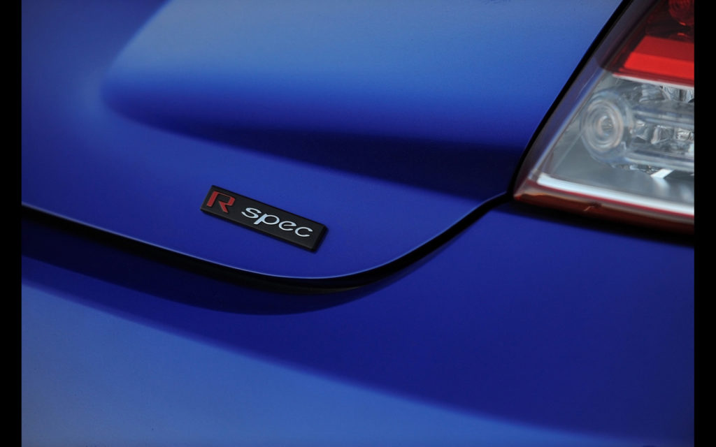 2015-Hyundai-Veloster-Turbo-R-Spec-Details-2-1680x1050