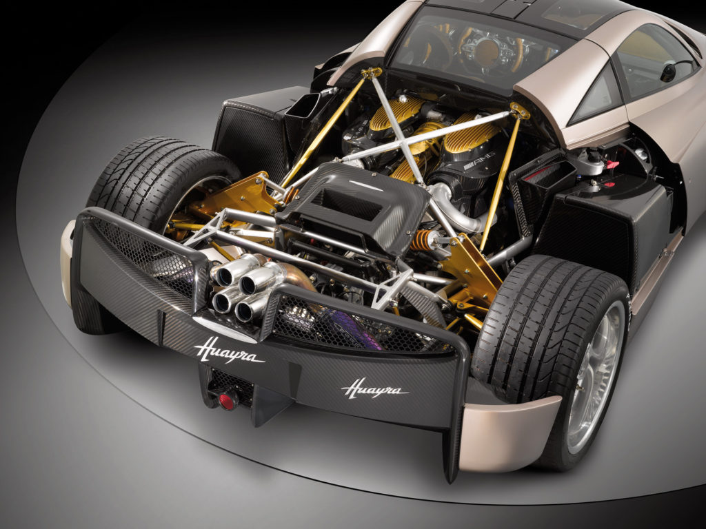 2011-Pagani-Huayra-Engine-1920x1440