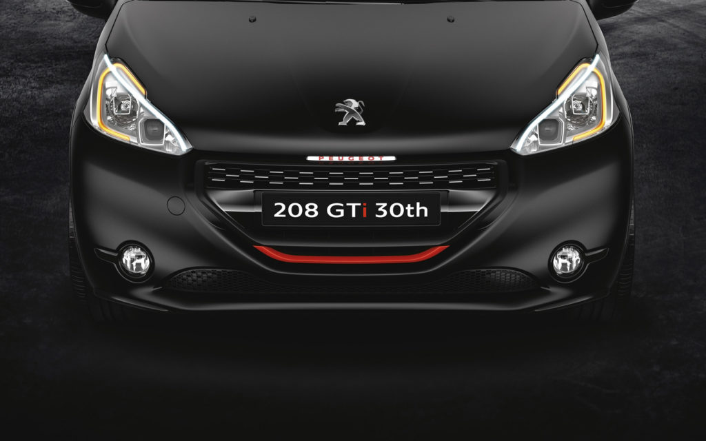2015-Peugeot-208-GTi-30th-Anniversary-Details-1-1680x1050