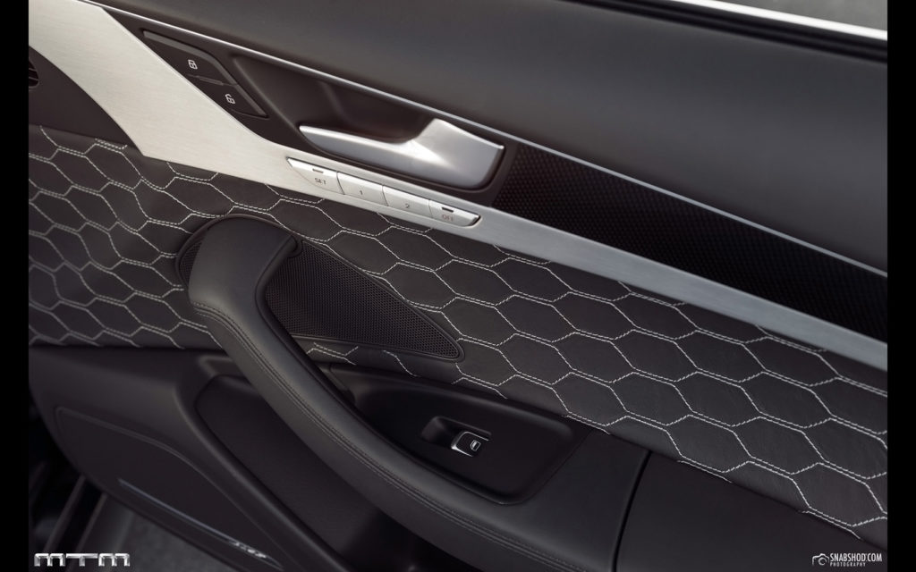 2014-MTM-Audi-S8-Talladega-Interior-2-1680x1050