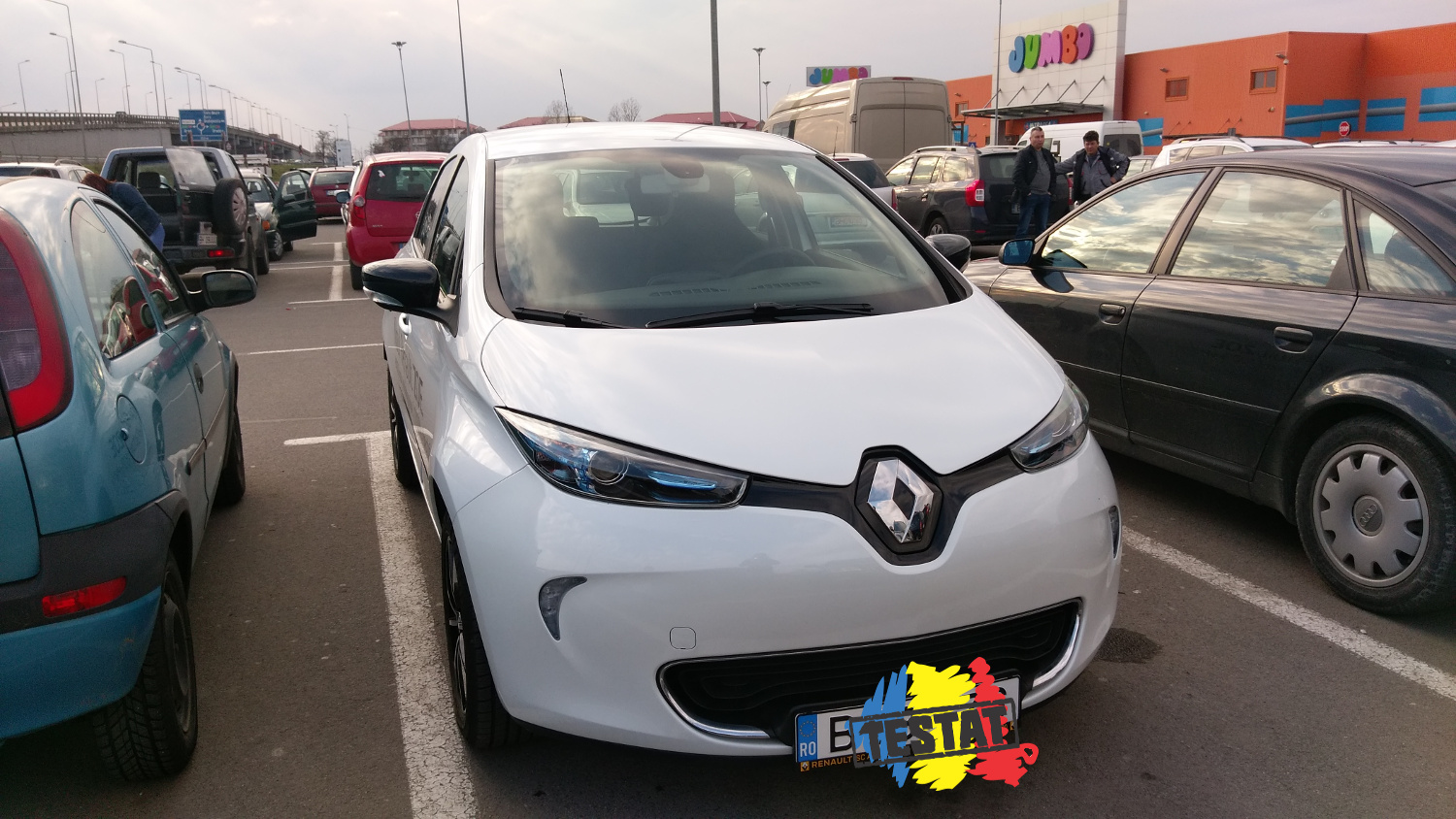 Renault a vândut în martie peste 5000 de mașini electrice