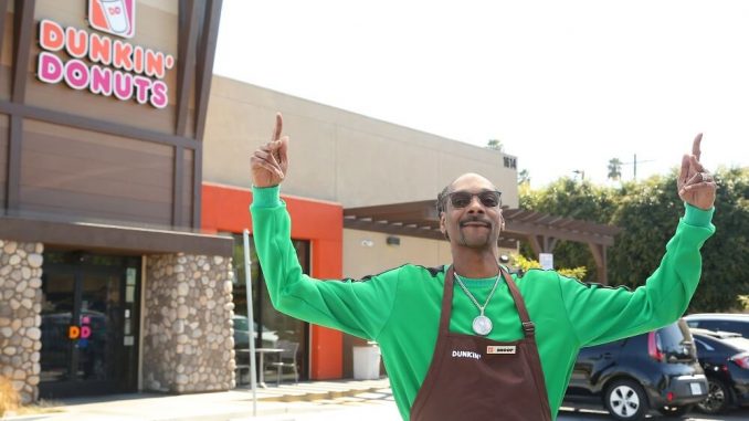 vegan-plant-based-news-snoop-dogg-livekindly-1