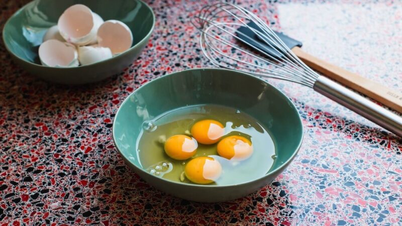 Doi antreprenori francezi au creat un ou vegan cu coajă
